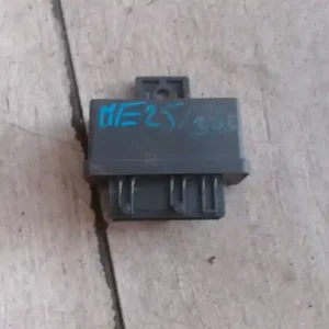 CITROEN XSARA 97.11-00.10 üzemanyag szivattyú relé bontott alkatrész Legnépszerűbb