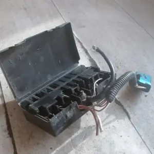 Akció CITROEN XSARA PICASSO -04 Biztosítéktábla bcm bsi bsm sam gem modul2.0d bontott alkatrész