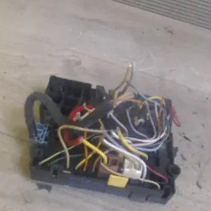 Újdonság CITROEN XSARA PICASSO -04 Biztosítéktábla bcm bsi bsm sam gem modul motortér bontott alkatrész