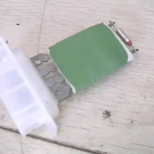 DACIA Sandero Stepway 2017.01.01- Fűtőmotor előtét ellenállásbontott alkatrész Bestseller