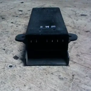 Olcsó DAEWOO ESPERO Központizár vezérlő elektronika bontott alkatrész