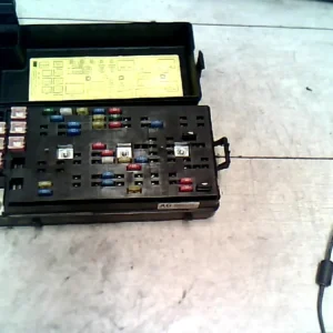 Ingyenes szállítás DAEWOO Evanda Biztosítéktábla bcm bsi bsm sam gem modul motortér bontott alkatrész