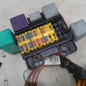 Kedvezmény DAEWOO KALOS Biztosítéktábla bcm bsi bsm sam gem modulbontott alkatrész