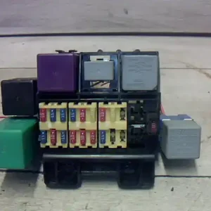 DAEWOO KALOS Biztosítéktábla bcm bsi bsm sam gem modul utastér 1.2i utastérbontott alkatrész Azonnal elérhető