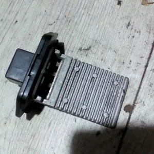 Ne maradj le DAEWOO KALOS Fűtőmotor előtét ellenállásbontott alkatrész