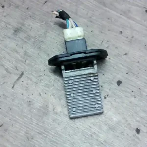 Ne maradj le DAEWOO KALOS Fűtőmotor előtét ellenállásbontott alkatrész