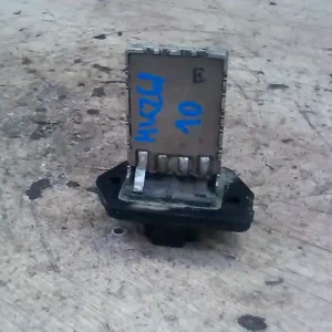 Nézd meg most DAEWOO KALOS Fűtőmotor előtét ellenállásbontott alkatrész