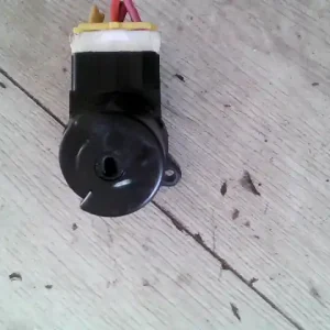 DAEWOO KALOS Gyújtáskapcsoló betét bontott alkatrész Outlet