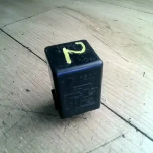 DAEWOO KALOS Relé 1.2i bontott alkatrész Vedd meg most