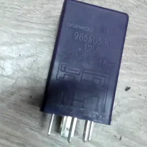 Legkelendőbb DAEWOO KALOS Relé bontott alkatrész