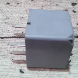 Szuper ajánlat DAEWOO KALOS Relé bontott alkatrész