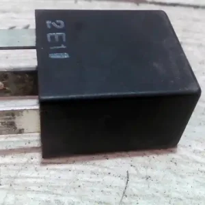 Árengedmény DAEWOO LANOS -01 Relé bontott alkatrész