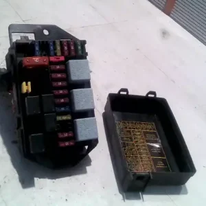 Exkluzív ajánlat DAEWOO MATIZ 01-05 Biztosítéktábla bcm bsi bsm sam gem modul0.8i bontott alkatrész