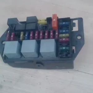 Szuper ajánlat DAEWOO MATIZ 01-05 Biztosítéktábla bcm bsi bsm sam gem modul motortér 0.8i bontott alkatrész