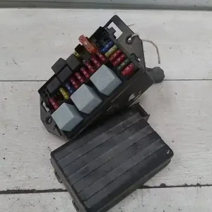 Olcsóbb DAEWOO MATIZ 98-01 Biztosítéktábla bcm bsi bsm sam gem modulbontott alkatrész