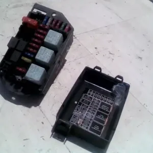 Vásárlói kedvenc DAEWOO MATIZ 98-01 Biztosítéktábla bcm bsi bsm sam gem modul0.8i bontott alkatrész