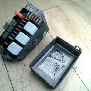 DAEWOO MATIZ 98-01 Biztosítéktábla bcm bsi bsm sam gem modul0.8i bontott alkatrész Legjobb ár