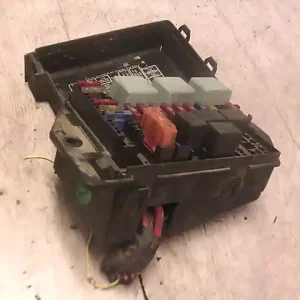 Akció DAEWOO MATIZ 98-01 Biztosítéktábla bcm bsi bsm sam gem modul motortér bontott alkatrész