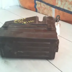 DAEWOO NUBIRA 99-03 Biztosítéktábla bcm bsi bsm sam gem modulbontott alkatrész Végkiárusítás