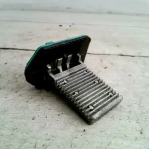 Kedvezményes ár DAEWOO Tacuma 99-04 Fűtőmotor előtét ellenállás bontott alkatrész