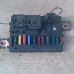 Legnépszerűbb DAIHATSU APPLAUSE Biztosítéktábla bcm bsi bsm sam gem modul utastér 1.6i bontott alkatrész