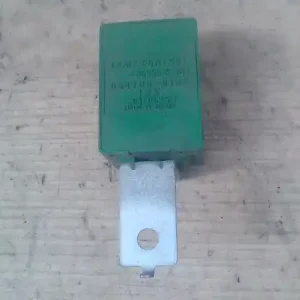 DAIHATSU APPLAUSE Relé bontott alkatrész Végkiárusítás