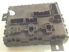 FIAT BRAVA Biztosítéktábla bcm bsi bsm sam gem modulbontott alkatrész Népszerű