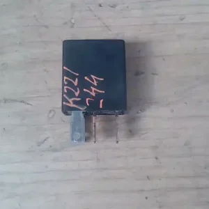 FIAT BRAVO Relé bontott alkatrész Rendeld meg most