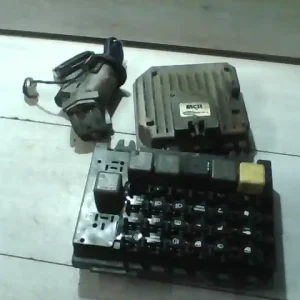 Ingyenes szállítás FIAT Croma 1985.12.01-1990.12.31 Ecu 1.9 tdibontott alkatrész