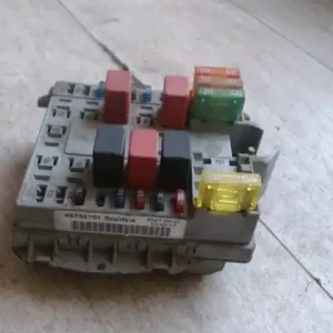 Akciós ár FIAT DOBLO 01.01-05.09 Biztosítéktábla bcm bsi bsm sam gem modul1.2i bontott alkatrész