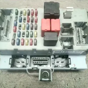 FIAT DOBLO 01.01-05.09 Biztosítéktábla bcm bsi bsm sam gem modul motortér 5 ajtós bontott alkatrész Gyors kiszállítás