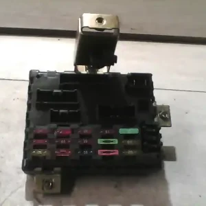 Expressz kézbesítés FIAT PUNTO I. Biztosítéktábla bcm bsi bsm sam gem modul utastér bontott alkatrész