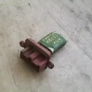 Legkelendőbb FIAT PUNTO I. Fűtőmotor előtét ellenállásbontott alkatrész