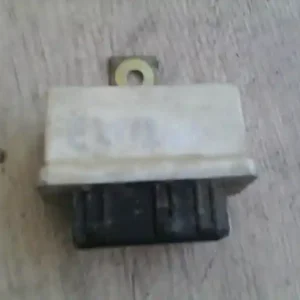 Vedd meg online FIAT PUNTO I. üzemanyag szivattyú relé bontott alkatrész