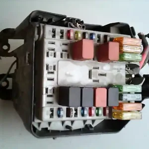 Vedd meg online FIAT PUNTO II. Biztosítéktábla bcm bsi bsm sam gem modulbontott alkatrész