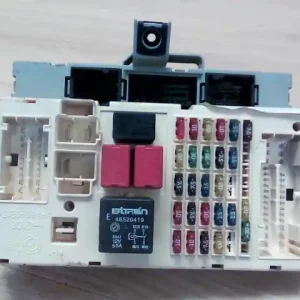 FIAT PUNTO II. Biztosítéktábla bcm bsi bsm sam gem modul1.25i bontott alkatrész Gyors kiszállítás