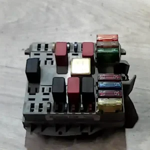 Különleges ajánlat FIAT PUNTO II. Biztosítéktábla bcm bsi bsm sam gem modulbontott alkatrész