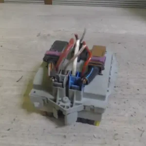 Akciós ár FIAT PUNTO II. Biztosítéktábla bcm bsi bsm sam gem modul motortér 1.2 i bontott alkatrész