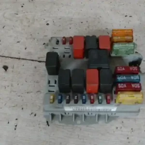 FIAT PUNTO II. Biztosítéktábla bcm bsi bsm sam gem modulbontott alkatrész Vedd meg most