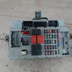 FIAT PUNTO II. Biztosítéktábla bcm bsi bsm sam gem modulbontott alkatrész Prémium