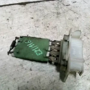 Népszerű FIAT PUNTO II. Fűtőmotor előtét ellenállásbontott alkatrész