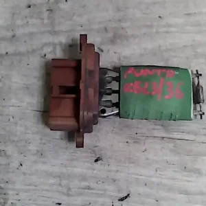 Szuper akció FIAT PUNTO II. Fűtőmotor előtét ellenállásbontott alkatrész