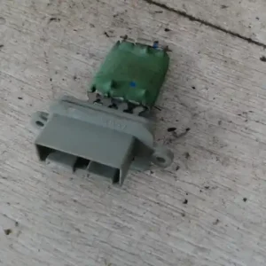 FIAT PUNTO II. Fűtőmotor előtét ellenállásbontott alkatrész Expressz kézbesítés