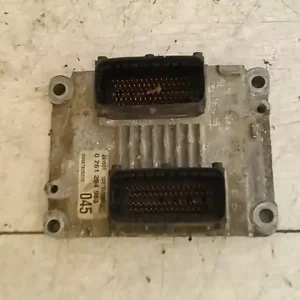 Árengedmény FIAT PUNTO II. Motorvezérlő egység ecu pcm modul 1.2ibontott alkatrész