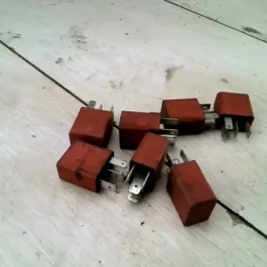 Bestseller FIAT PUNTO II. Relé bontott alkatrész