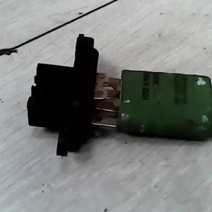 Alacsony ár FIAT SEICENTO 98- Fűtőmotor előtét ellenállásbontott alkatrész