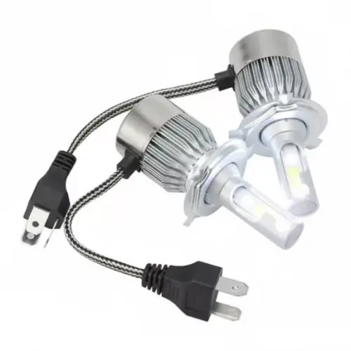 Különleges ajánlat LED fényszóró izzó H4 12/24V Párban