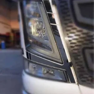 Árengedmény Volvo inox fényszóró díszkeret párban 2014-